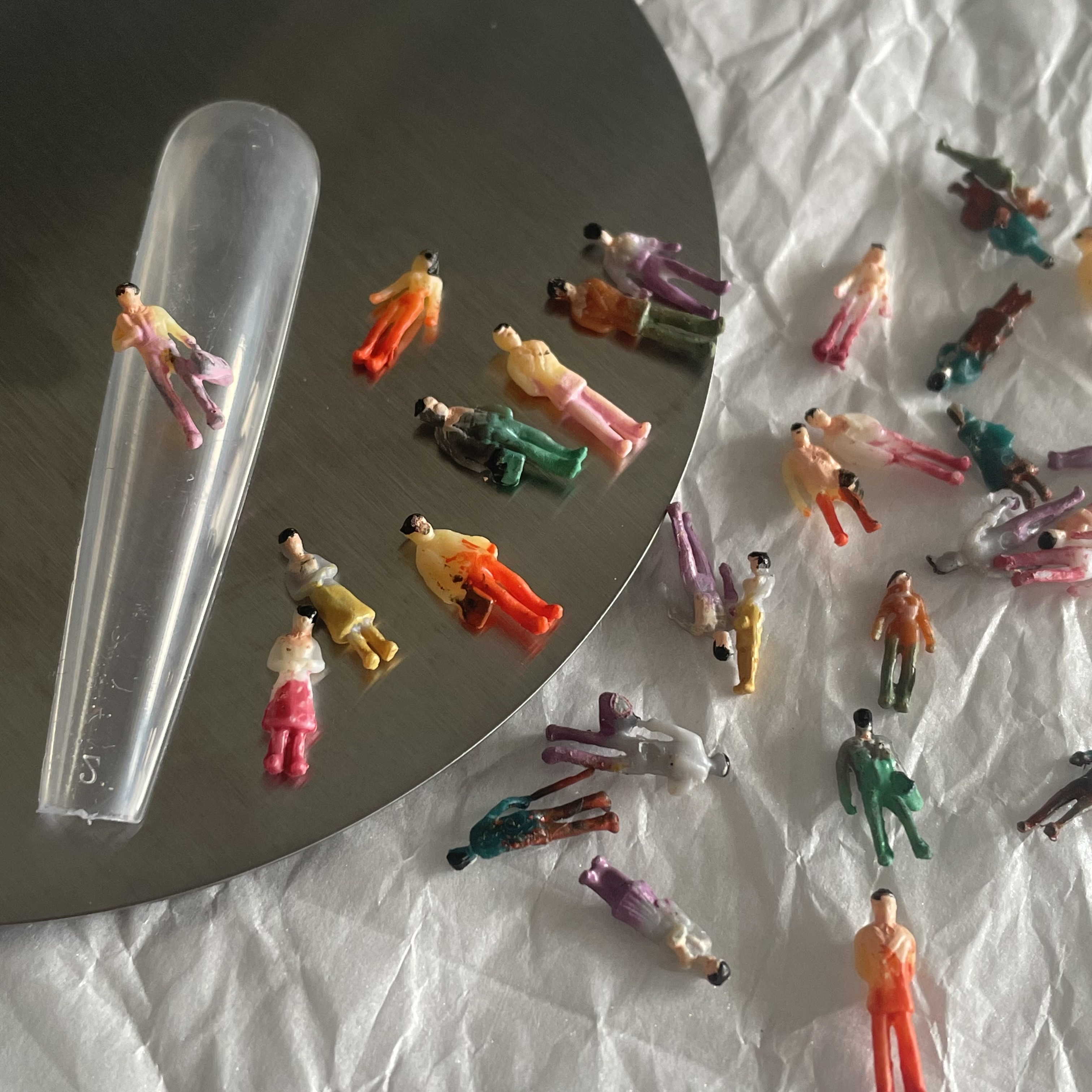 100pcs Wholesale Anime Worker  - مراجعة Resin Art Design Images وسعره