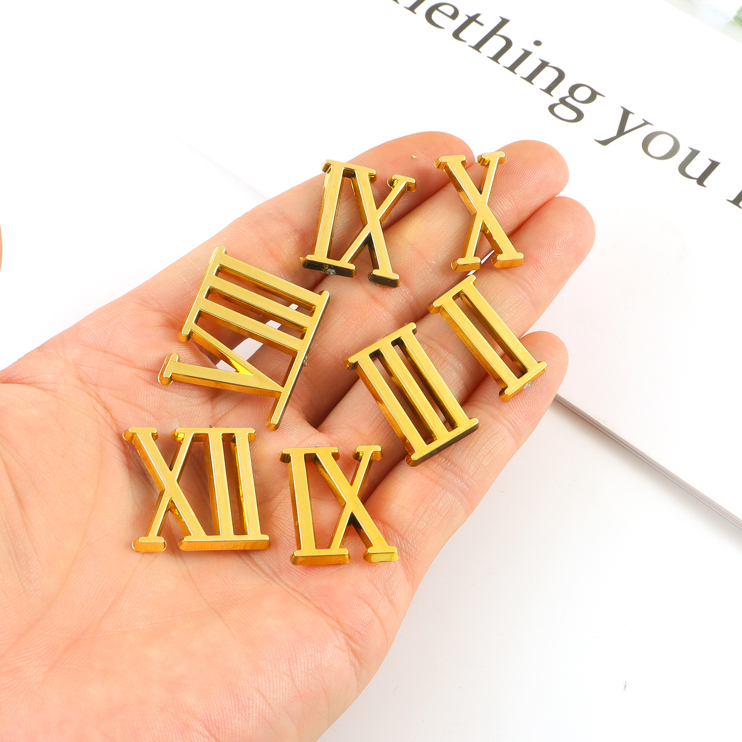 Clock Numerals Arabic Roman Nu - مراجعة Resin Art Clock وسعره