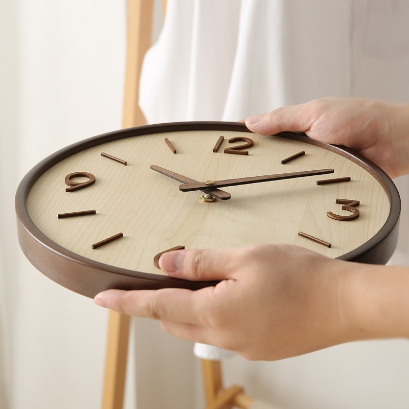 Modern Wooden Silent Art Wall  - مراجعة Resin Art Clock وسعره